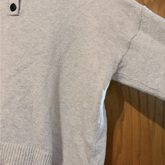 American Eagle Outfitters Light Gray Hooded Sweater - Picture 4 of 4